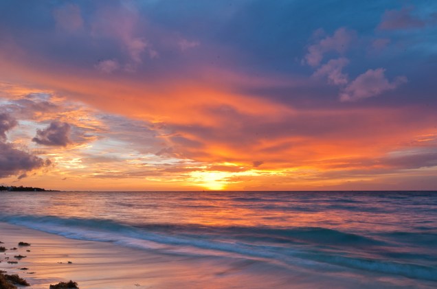 Pôr do sol com vista privilegiada da areia da Playa del Carmen
