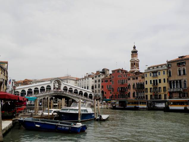 Ponte Rialto, no Grande Canal Ponte Rialto, no Grande Canal