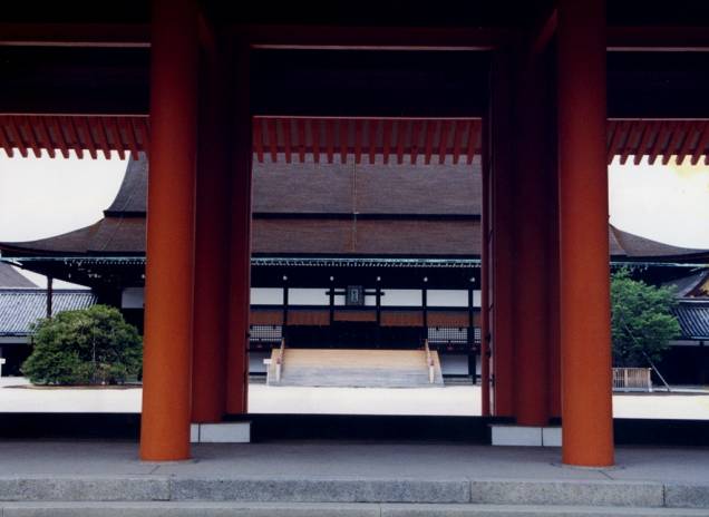 Detalhe de edifício no Gosho, o palácio imperial de Kyoto. A cidade foi capital do Japão de 794 a 1869, quando esta foi transferida para Edo, a atual Tóquio