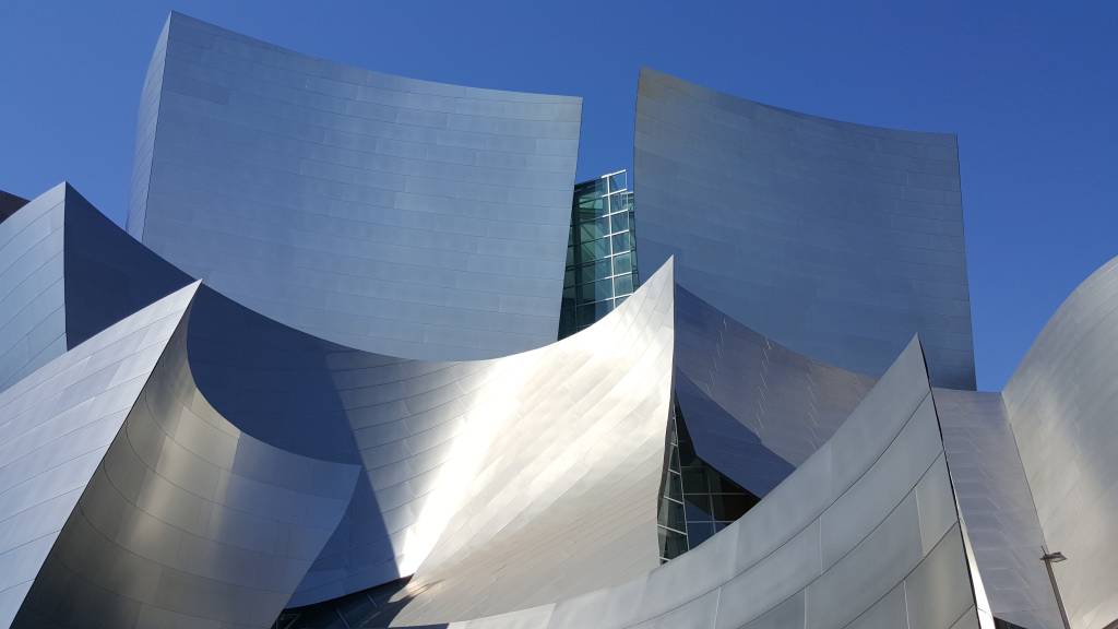 Disney Concert Hall do arquiteto canadense Frank Gehry