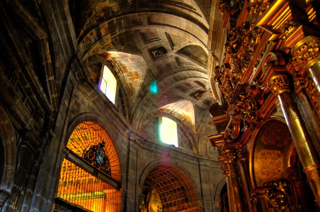 Interior da Catedral de Ourense 