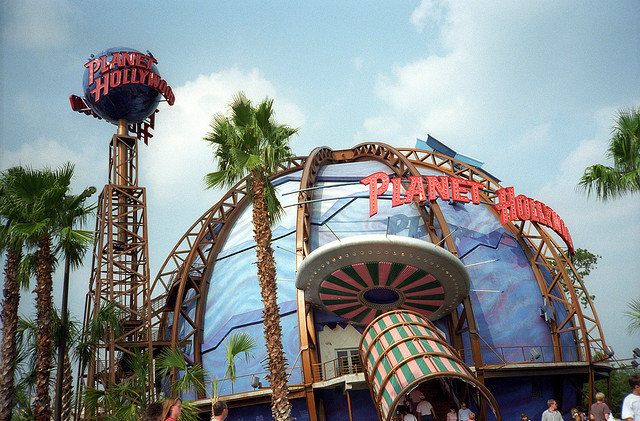 Planet Hollywood no Downtown Disney (Foto: Flickr | Creative Commons | Chad Sparkes)