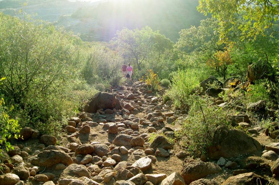 Trilha até o Monte Kgale Trilha até o Monte Kgale
