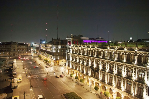 Trecho da Zocalo, a praça principal da capital mexicana
