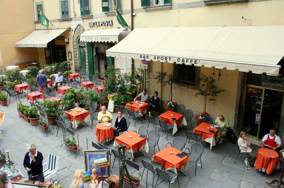 Cafés e bares charmosos são o que não faltam em Cortona