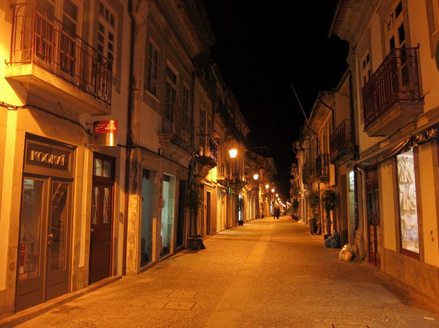 Centro de Viana do Castelo à noite 