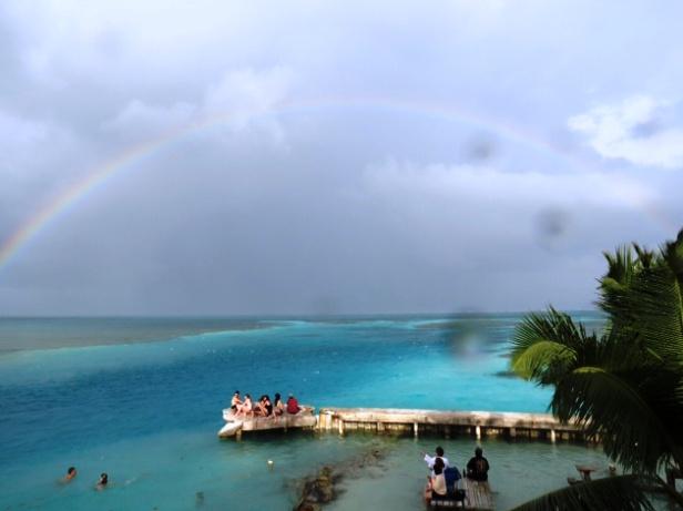 Arco-íris completo no Caribe