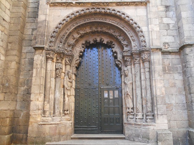 Portão da Catedral de Ourense 
