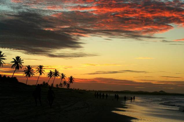 Cumbuco faz parte da Rota do Sol Poente no Ceará