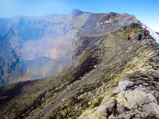 Caminhada pela cratera do vulcão de Villarrica
