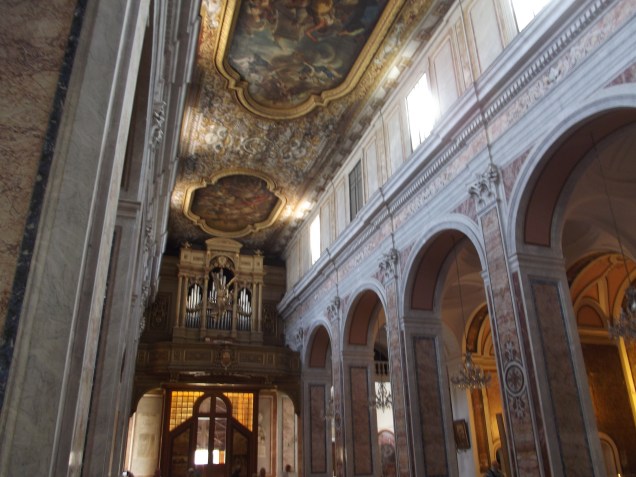 Interior da Catedral de Sorrento 