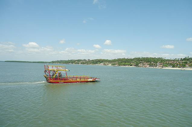 Balsas que ligam Barra do Cunhaú até Pipa Balsas que ligam Barra do Cunhaú até Pipa