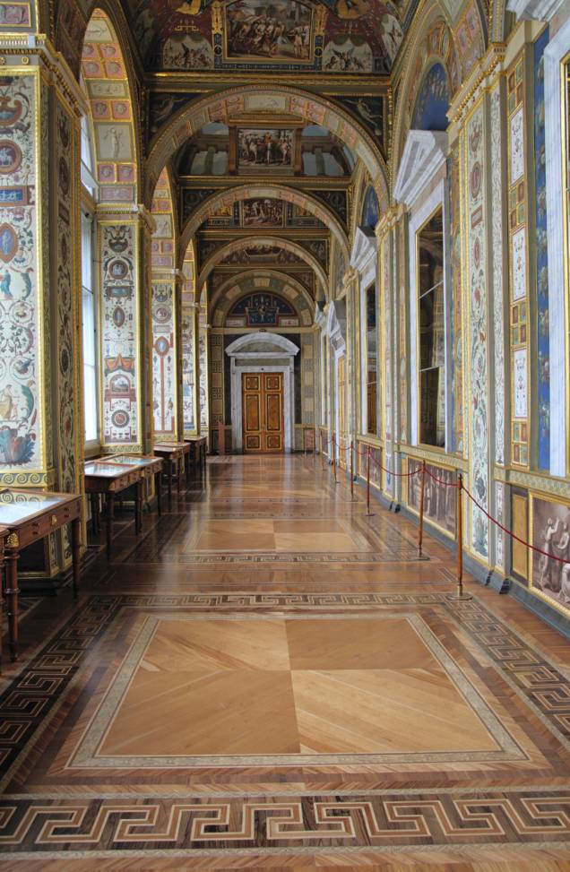 Cópia da galeria pintada por Rafael no Vaticano, no Museu Hermitage