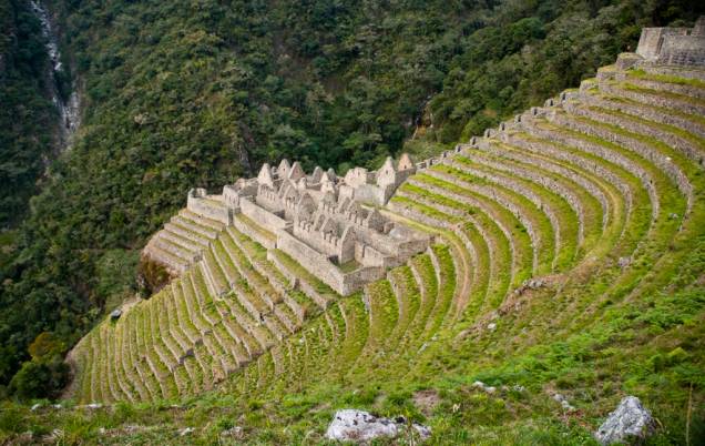 Ruínas de Winay Wayna, ao longo da trilha inca, em Machu Picchu