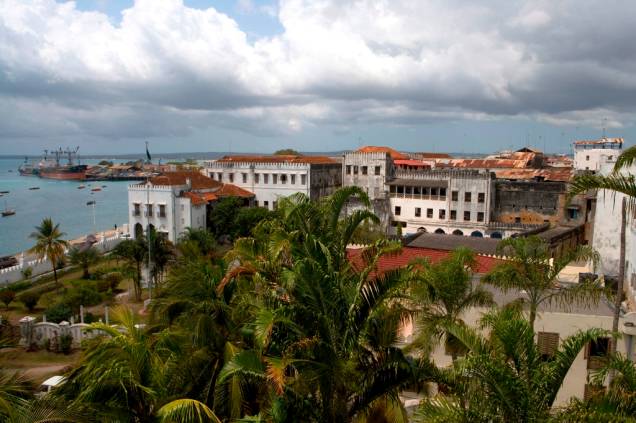 A cidade de Zanzibar, por suas características urbanas e arquitetônicas, foi listada pela Unesco como patrimônio da Unesco