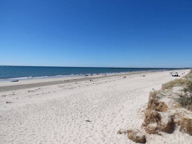 Ah, e só pra constar: Adelaide tem até praia! Esta aqui chama Semaphore