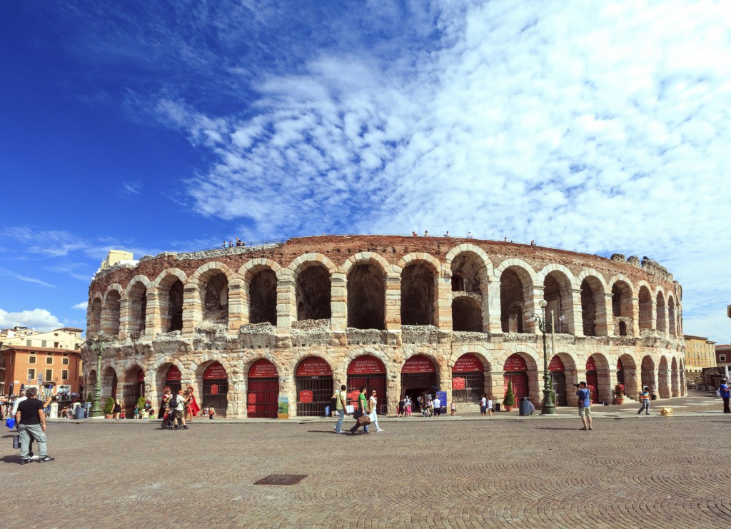 As ruínas da Arena de Verona, de arquitetura romana (foto: iStock)