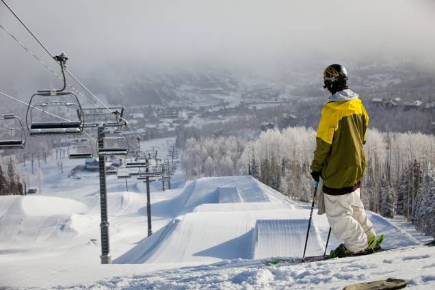 Rampas de esqui estão entre as marcas registradas do resort 