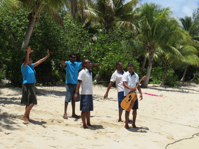barefoot_resort_fiji-9
