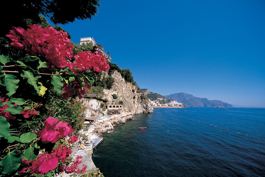Beach Club e piscina do hotel Santa Caterina, Amalfi, Costa Amalfitana, Itália