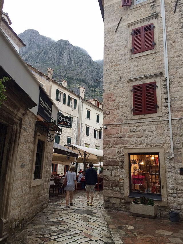 Becos de Kotor