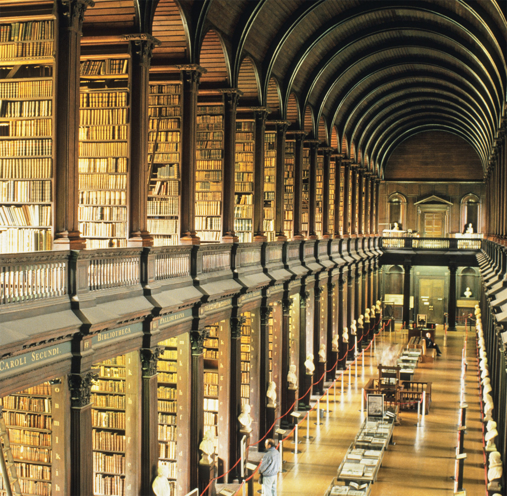 Biblioteca do Trinity College, em Dublin Biblioteca do Trinity College, em Dublin