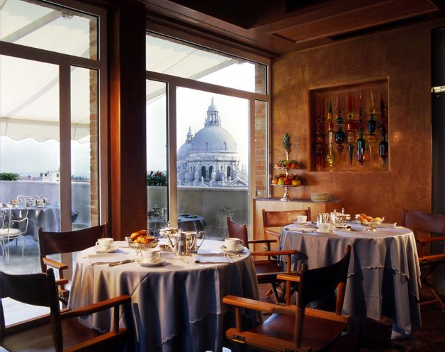 bp-il-palazzo-settimo-cielo-breakfast-lounge