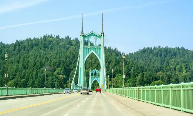 A beleza da St. Johns Bridge, em Portland, USA A beleza da St. Johns Bridge, em Portland, USA