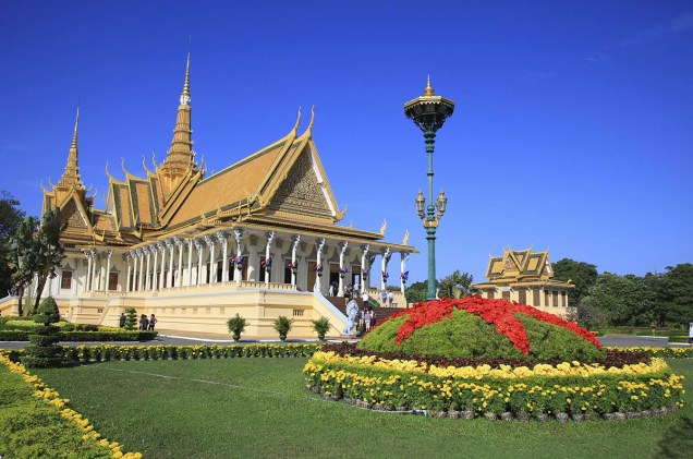 Fachada do Royal Palace, em Phnom Penh (Camboja)