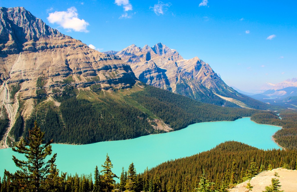 No caminho até o Lake Louise, não deixe de parar para fotografar o Peyto Lake, esse lago com um azul surpreendente. Para dar mais charme ainda à viagem, se hospede nas margens do Bow Lake – e se conseguir encarar a água fria, um mergulho por lá é sensacional! (texto e foto: Raquel Furtado)