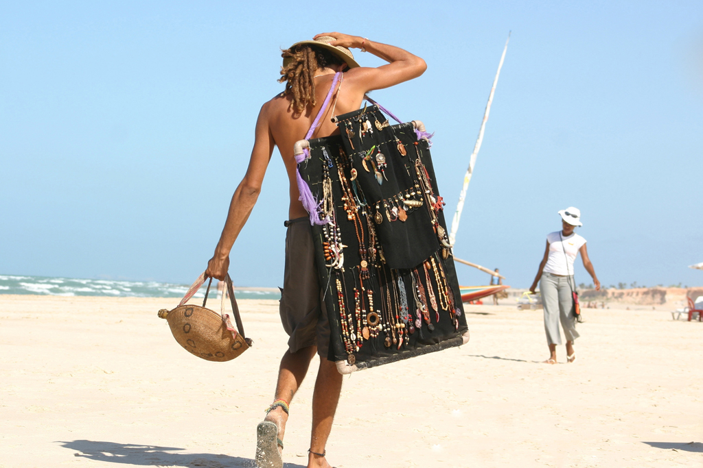 Hippie na Praia de Canoa Quebrada, Ceará