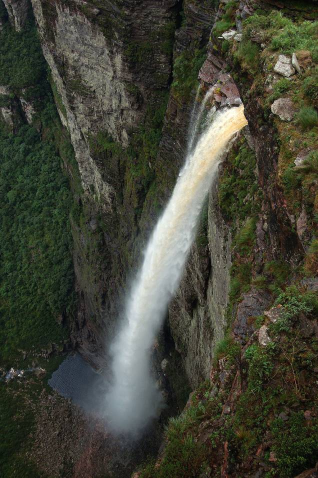 Cachoeira da Fumaça, no Vale do Capão. Para ser recompensado pela bela paisagem, é preciso enfrentar uma caminhada de duas horas por um terreno íngreme