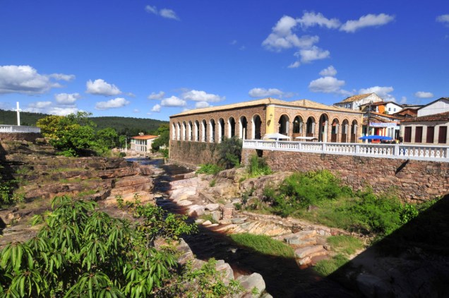 Lençóis, a porta de entrada da Chapada, com a melhor oferta de hospedagem, agências de turismo e restaurantes Lençóis, a porta de entrada da Chapada, com a melhor oferta de hospedagem, agências de turismo e restaurantes