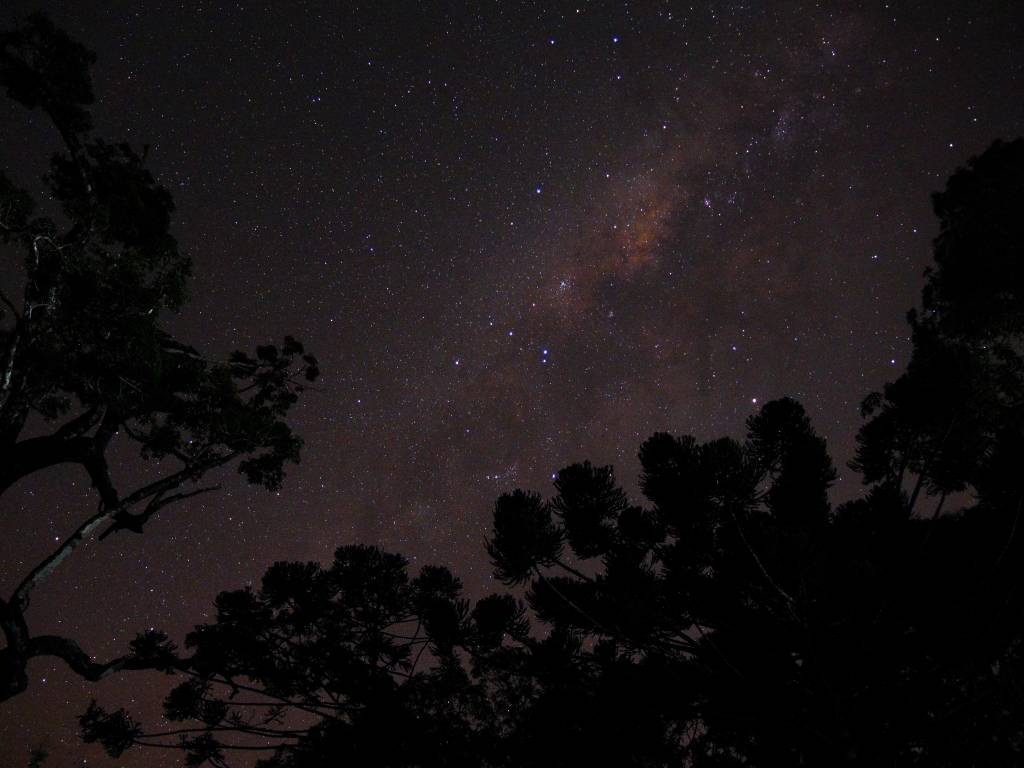 Céu estrelado no Parque Natural do Caraça, em Minas Gerais