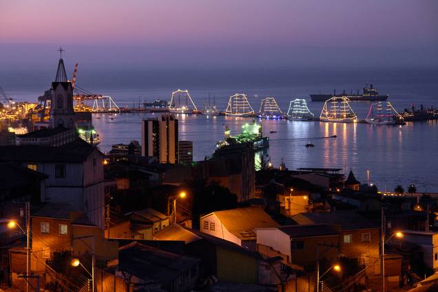 Vista da zona portuária de Valparaíso, o segundo destino mais procurado pelos turistas que se aventuram pelo Chile e que não deve em nada para sua badalada capital, Santiago