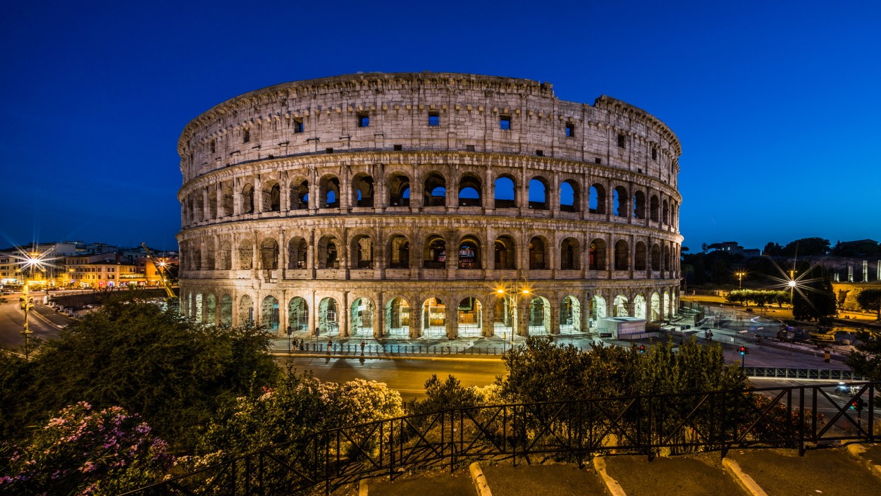 Coliseu em Roma - foto de junho de 2016 Flickr