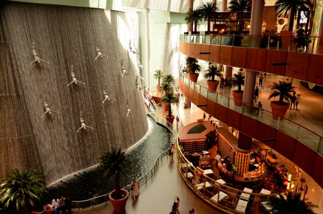 Cascata no superlativo Dubai Mall