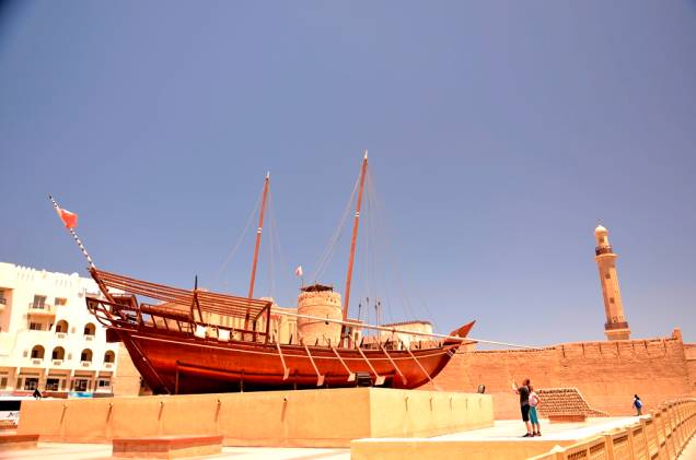 O Dubai Museum, instalado no antigo forte Al-Fahidi, é uma excelente introdução à história local