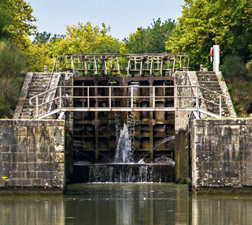 Eclusa no Canal du Midi, no Sul da França