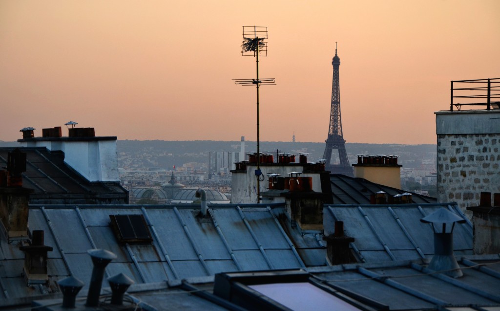 Pontos altos como Montmartre são os melhores para registar o dia indo embora 