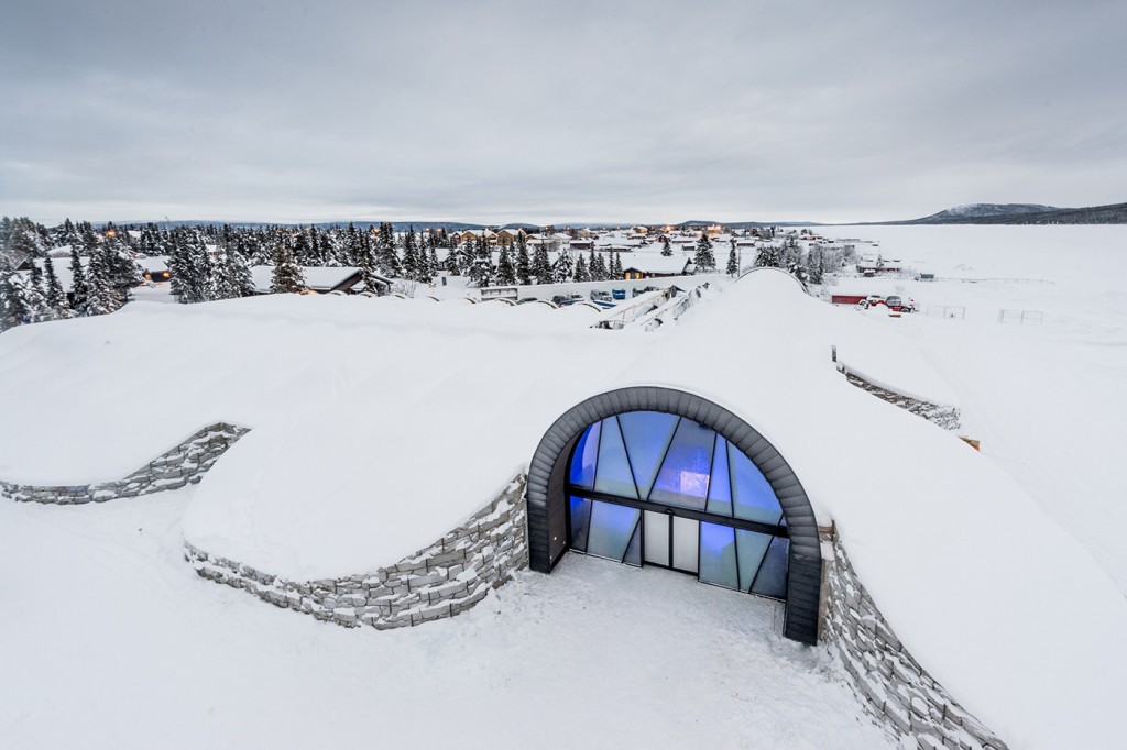 Fachada do Icehotel no inverno (Foto: Reprodução/Icehotel)