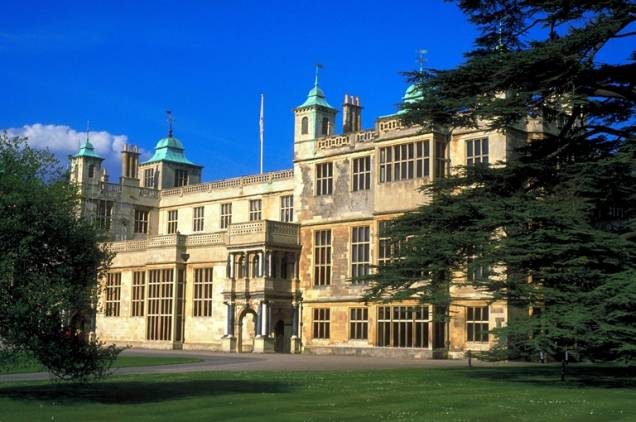 Imagem de Audley End, no Condado de Essex, Inglaterra Imagem de Audley End, no Condado de Essex, Inglaterra