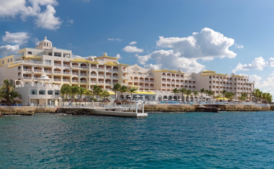 Exterior do Cozumel Palace Resort, México