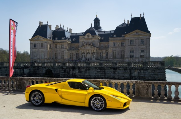 Terra de Enzo Ferrari, <a href="https://viajeaqui.abril.com.br/cidades/italia-modena" rel="Módena" target="_blank">Módena</a> é tão importante para a história da marca de automóveis que há um modelo Ferrari que leva o nome da cidade
