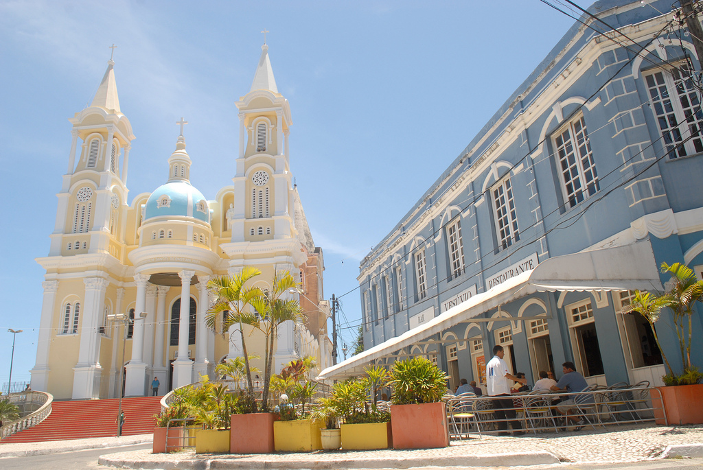 Catedral de São Sebastião e bar Vesúvio, Ilhéus, Bahia