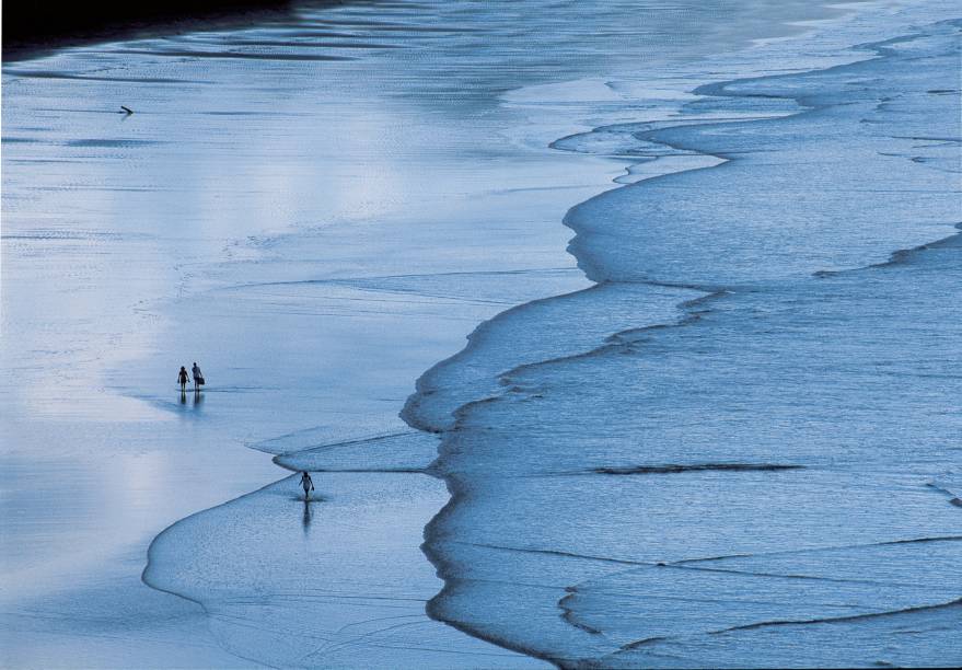 Só por barco ou por trilha se chega a algumas praias da Guarda, preservadas e com ares de destino secreto. Que o digam os surfistas, que as têm como um dos seus refúgios preferidos.