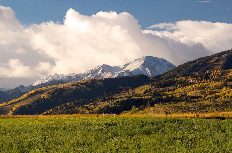 Fora da temporada de inverno, Aspen também oferece boas opões para os visitantes