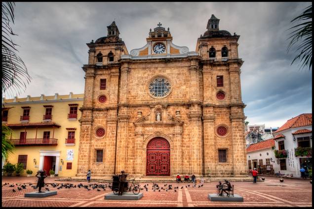 A Igreja de San Pedro Claver tem uma arquitetura interessante, além de estar localizada em uma praça agitada e bem frequentada