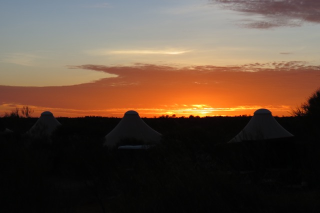 O sol nascendo no "acampamento"