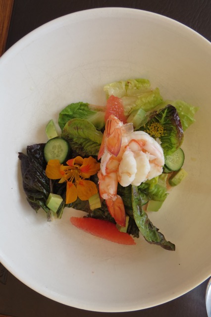 Salada de camarão 